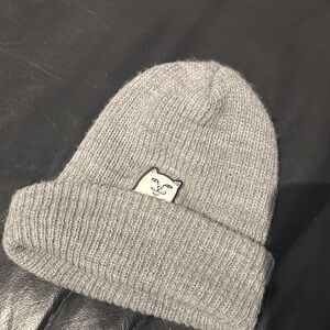 Ripndip Gray Knit Beanie with Cat Design